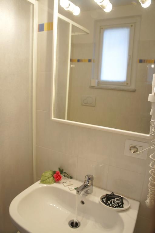 Camere Delfini Palmanova Kültér fotó
